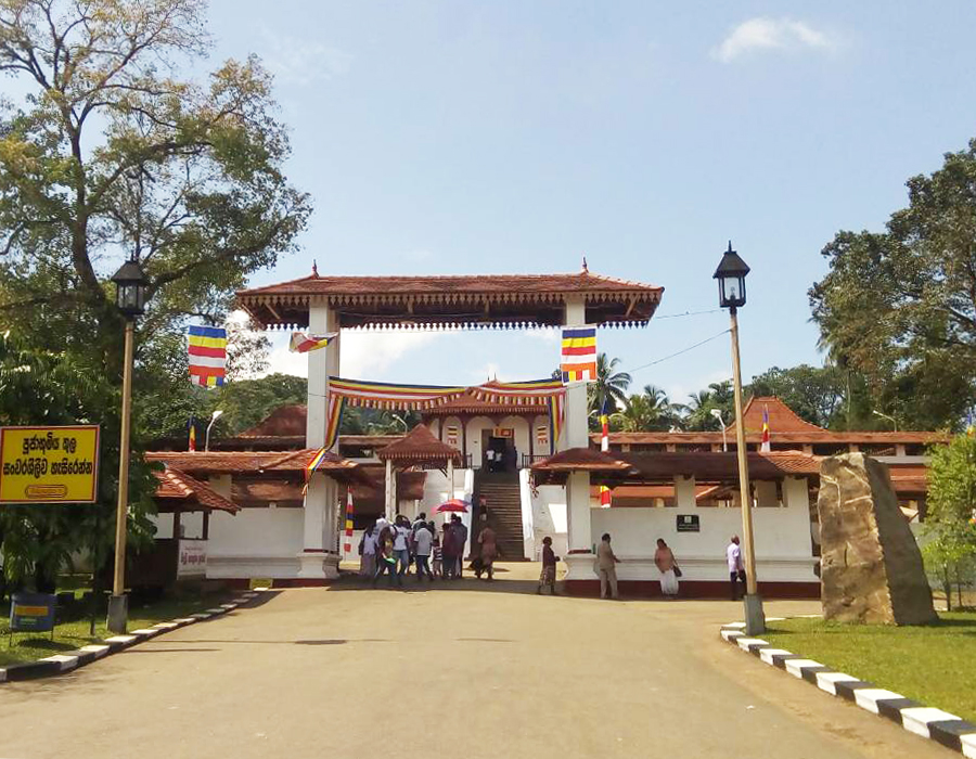 Desing & construction of Refurbshment of Roof at Sabaragamuwa Maha Saman Devalaya